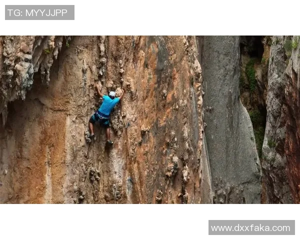 成都攀岩队在极限运动嘉年华中的个人能力展现与精彩点评