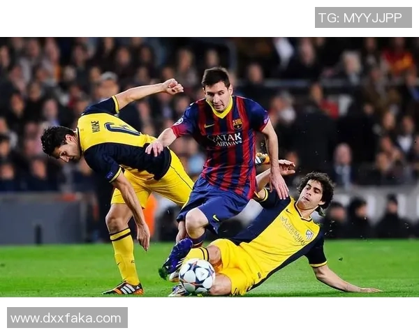 足球明星助力和平与民主的力量与影响力探讨 足球明星助力和平与民主的力量与影响力探讨