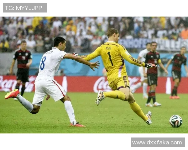 重庆足球队防守反击战术分析与成败得失探讨 重庆足球队防守反击战术分析与成败得失探讨